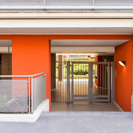 Homeathotel - Bicocca Apt Apartment *